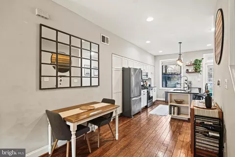 13 S Curley St, Baltimore, MD 21224 photo 10