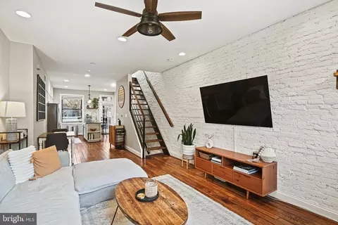 13 S Curley St, Baltimore, MD 21224 photo 3