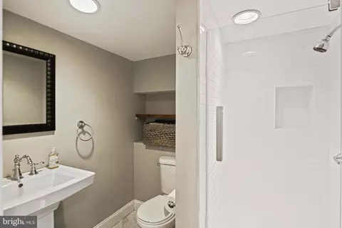 13 S Curley St, Baltimore, MD 21224 photo 22