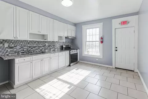 1677 Darley Ave, Baltimore, MD 21213 photo 8