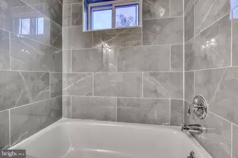 4807 Melbourne Rd, Baltimore, MD 21229 photo 11