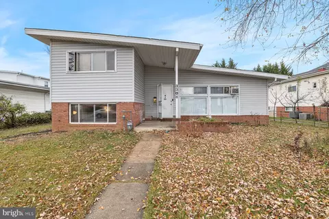 3306 Bonnie Rd, Pikesville, MD 21208