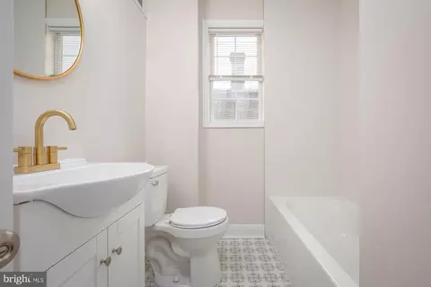 4603 Harcourt Rd, Baltimore, MD 21214 photo 40