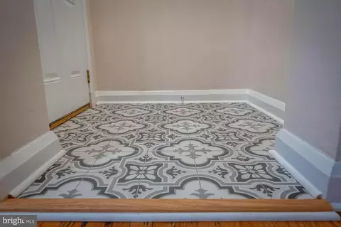 4603 Harcourt Rd, Baltimore, MD 21214 photo 8