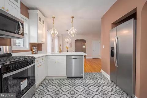 4603 Harcourt Rd, Baltimore, MD 21214 photo 23