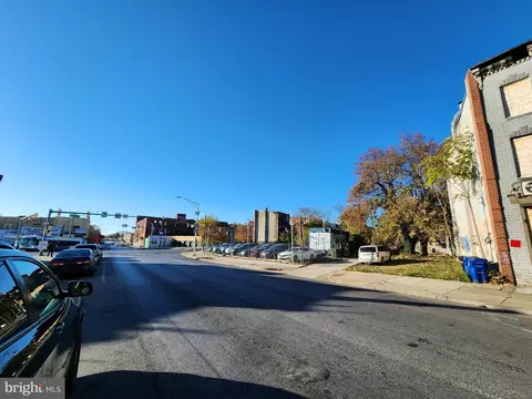 425 S Monroe St, Baltimore, MD 21223 photo 2