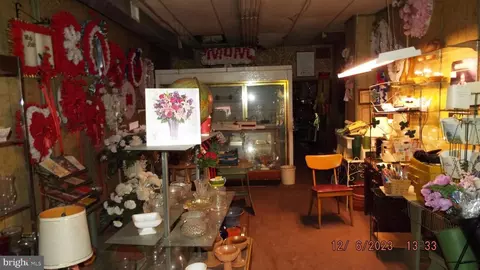 2305 E Monument St, Baltimore, MD 21205 photo 8