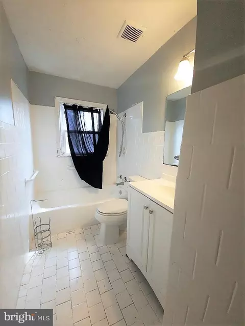 2637 Grogan Ave, Baltimore, MD 21213 photo 10