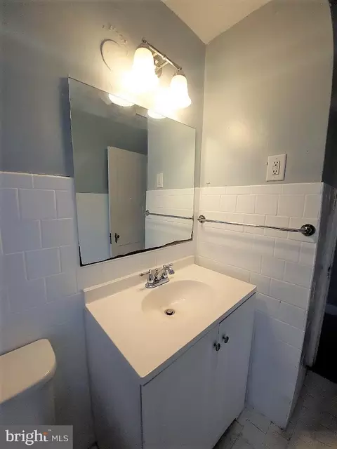 2637 Grogan Ave, Baltimore, MD 21213 photo 12