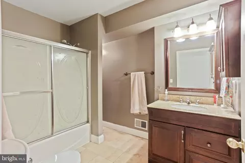 23 N Duncan St, Baltimore, MD 21231 photo 20