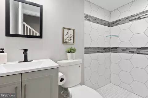 1410 Hull St, Baltimore, MD 21230 photo 23