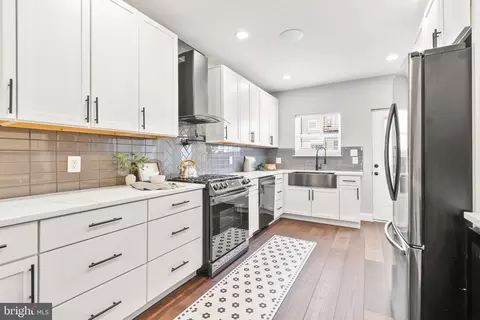 1410 Hull St, Baltimore, MD 21230 photo 7