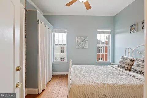 136 Clement St E, Baltimore, MD 21230 photo 16