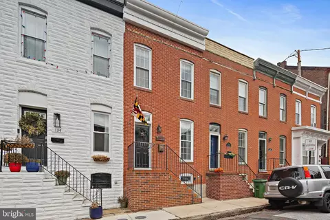 136 Clement St E, Baltimore, MD 21230 photo 2