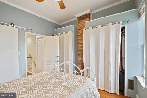 136 Clement St E, Baltimore, MD 21230 photo 17