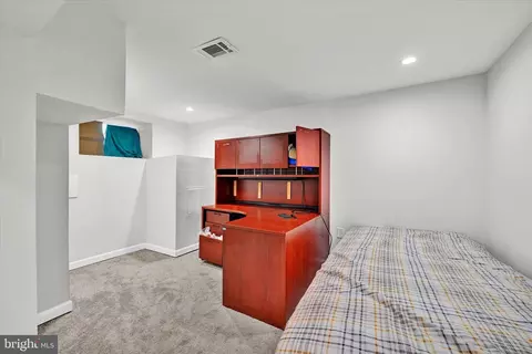 430 Rosecroft Ter, Baltimore, MD 21229 photo 21