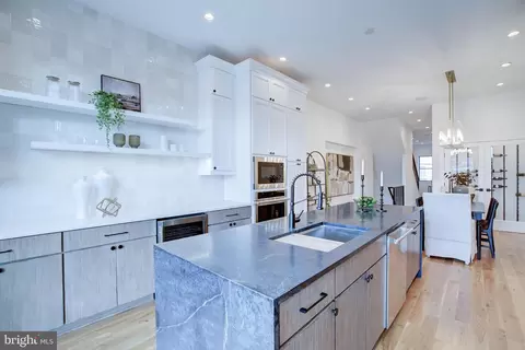 1210 S Highland Ave, Baltimore, MD 21224