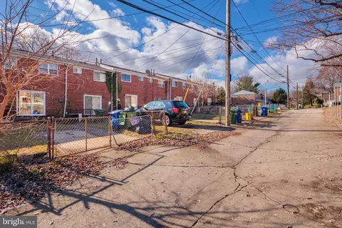 4782 Melbourne Rd, Baltimore, MD 21229 photo 33