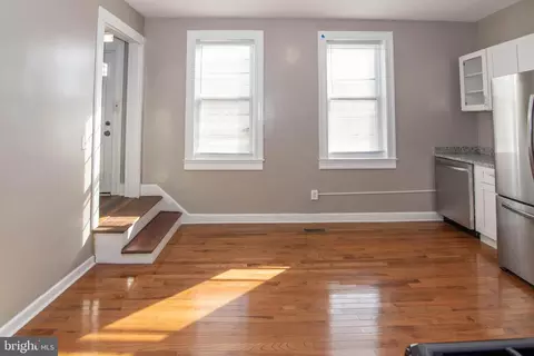 Entry Way - 4101 Harris Ave, Baltimore, MD 21206 photo 2 of 19