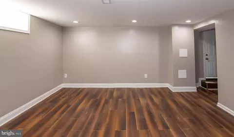 Living - 4101 Harris Ave, Baltimore, MD 21206 photo 6 of 7