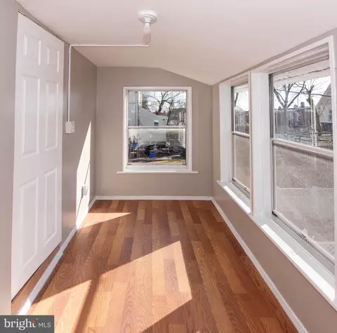 Entry Way - 4101 Harris Ave, Baltimore, MD 21206 photo 9 of 19