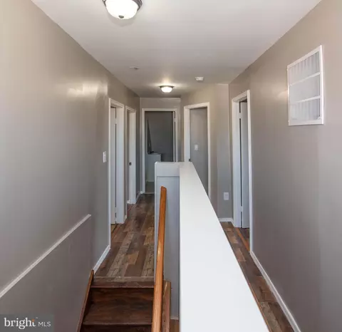 Entry Way - 4101 Harris Ave, Baltimore, MD 21206 photo 17 of 19