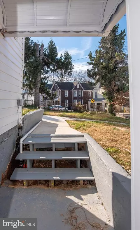 Exterior - 4101 Harris Ave, Baltimore, MD 21206 photo 2 of 6