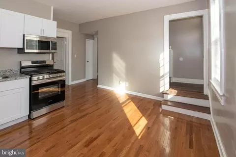 Entry Way - 4101 Harris Ave, Baltimore, MD 21206 photo 1 of 19