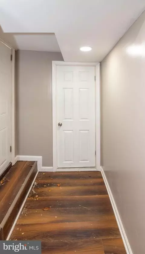 Entry Way - 4101 Harris Ave, Baltimore, MD 21206 photo 19 of 19