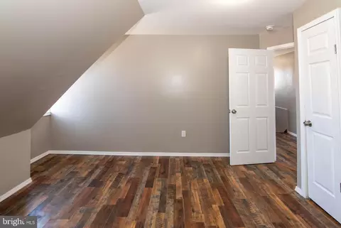 Entry Way - 4101 Harris Ave, Baltimore, MD 21206 photo 16 of 19