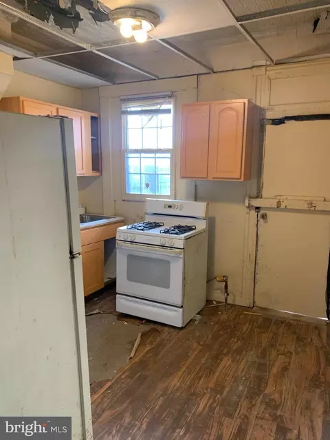 1652 N Monroe St, Baltimore, MD 21217 photo 2