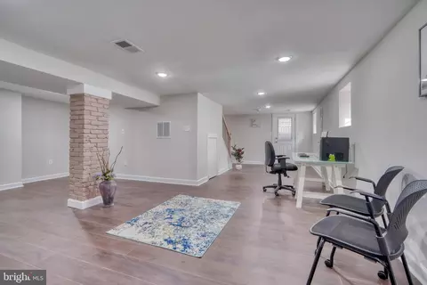 231 Mallow Hill Rd, Baltimore, MD 21229 photo 41