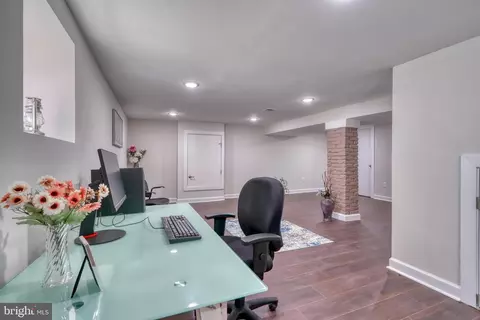 231 Mallow Hill Rd, Baltimore, MD 21229 photo 40