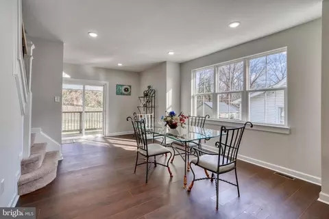 231 Mallow Hill Rd, Baltimore, MD 21229 photo 13