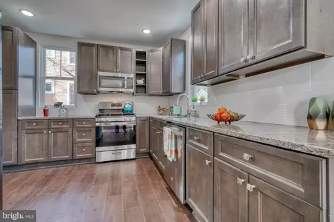 231 Mallow Hill Rd, Baltimore, MD 21229 photo 18