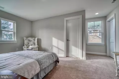 231 Mallow Hill Rd, Baltimore, MD 21229 photo 23