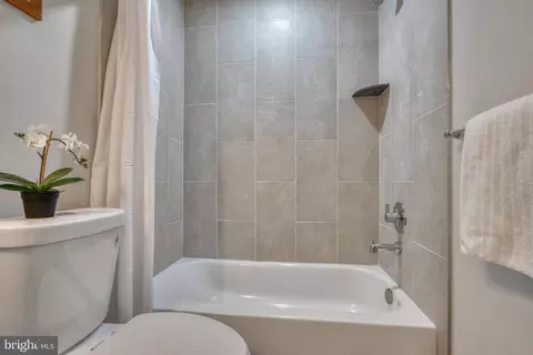 231 Mallow Hill Rd, Baltimore, MD 21229 photo 36