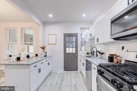 4228 Ivanhoe Ave, Baltimore, MD 21212 photo 13