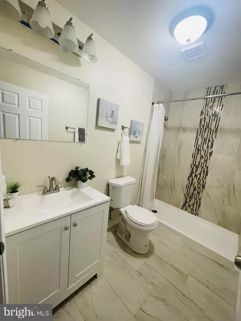 800 E 33rd St, Baltimore, MD 21218 photo 23
