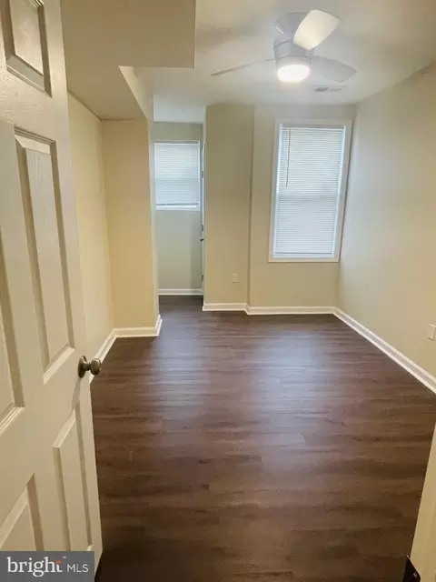 800 E 33rd St, Baltimore, MD 21218 photo 17