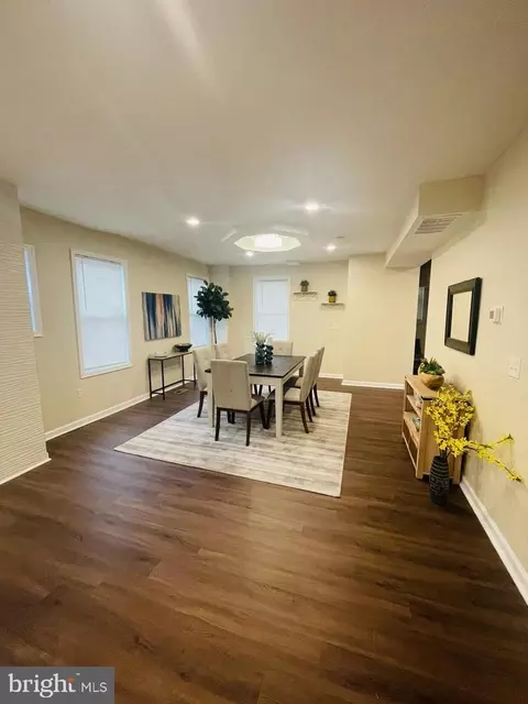 800 E 33rd St, Baltimore, MD 21218 photo 10