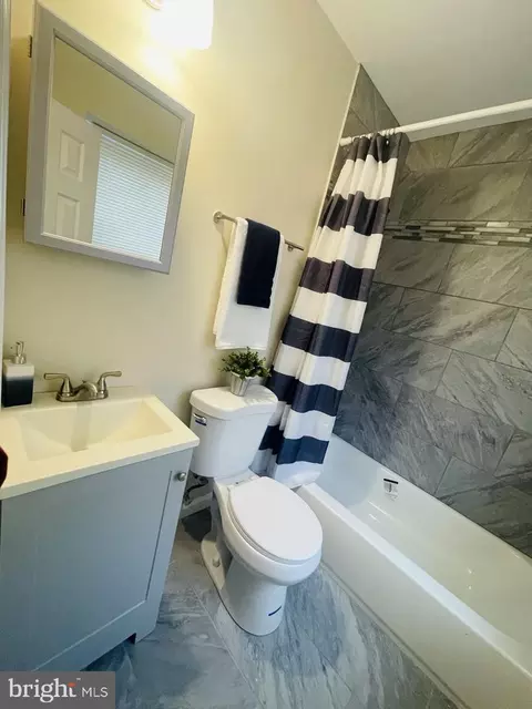 800 E 33rd St, Baltimore, MD 21218 photo 28