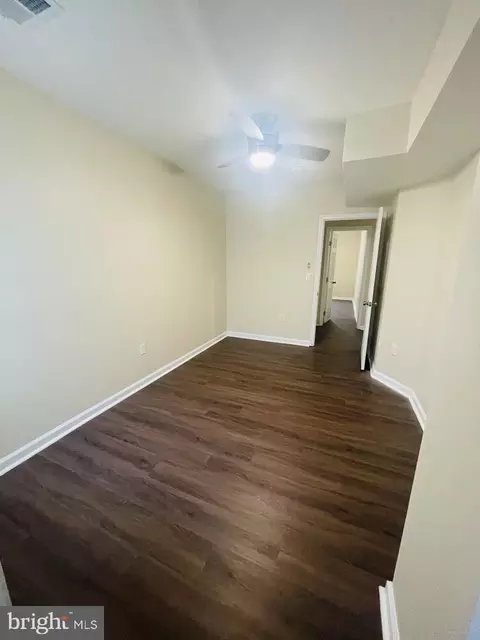 800 E 33rd St, Baltimore, MD 21218 photo 18