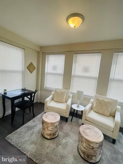 800 E 33rd St, Baltimore, MD 21218 photo 9