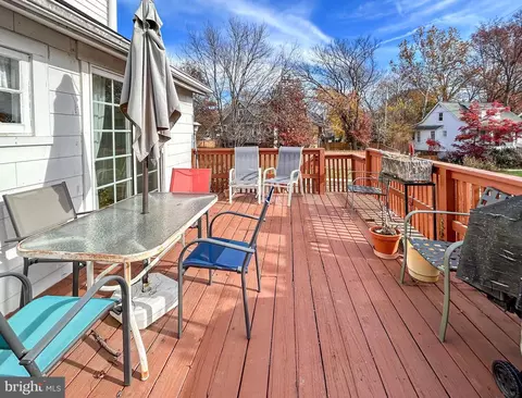 211 E Melrose Ave, Baltimore, MD 21212 photo 43