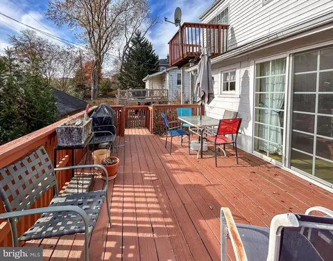211 E Melrose Ave, Baltimore, MD 21212 photo 44