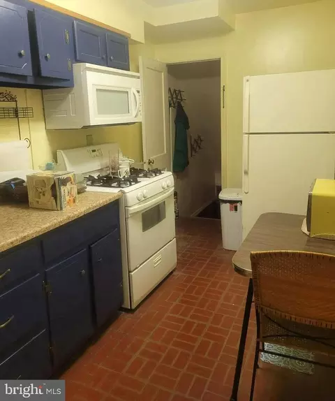 5920 Plumer Ave, Baltimore, MD 21206 photo 9