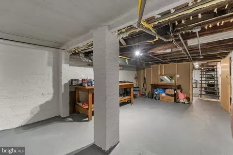709 S Dean St, Baltimore, MD 21224 photo 32