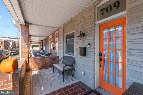 709 S Dean St, Baltimore, MD 21224 photo 3