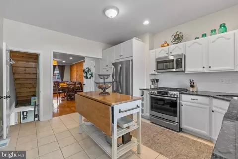 709 S Dean St, Baltimore, MD 21224 photo 13